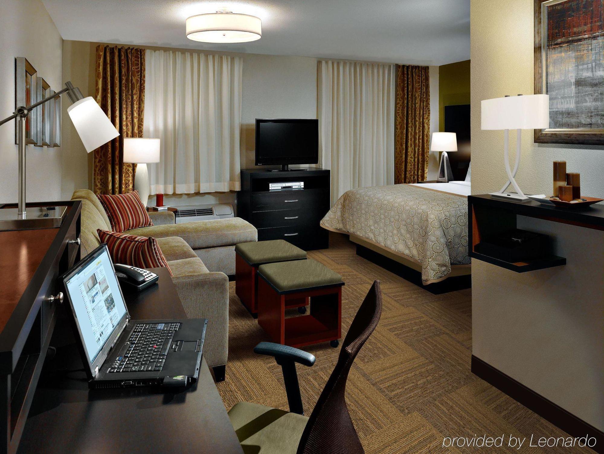 Staybridge Suites Austin South Interstate Hwy 35 By Ihg מראה חיצוני תמונה